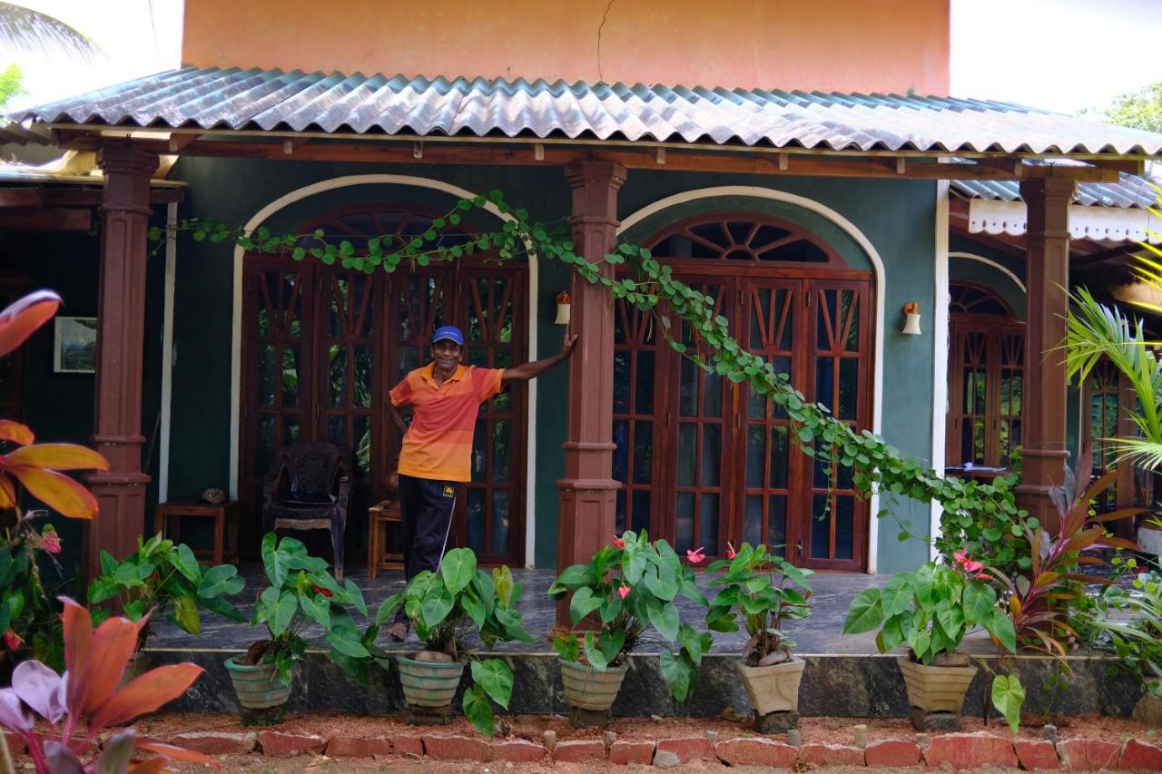 One More Night Hostel Sigiriya Exteriér fotografie